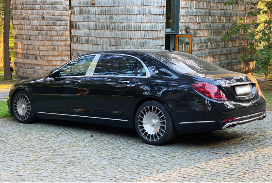 Limousine Mercedes Maybach 4M 1, OGH Private Services Suisse